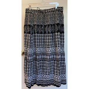 Black/White printed striped drawstring maxi skirt